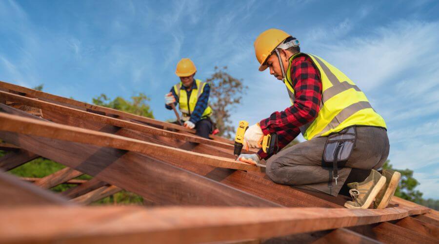 Professional Flat Roofing Installation services in Peoria Heights, IL